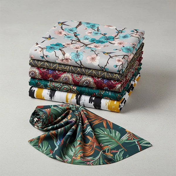 ポリエステルビスコースプリント裏地生地 ポリエステルビスコースプリント裏地生地